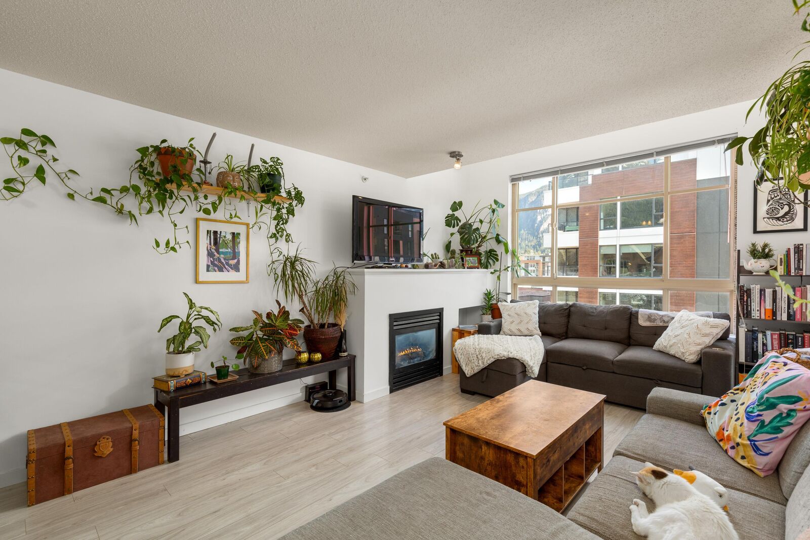 Property Photo:  38003 Second Avenue 313  BC V8B 0C4 