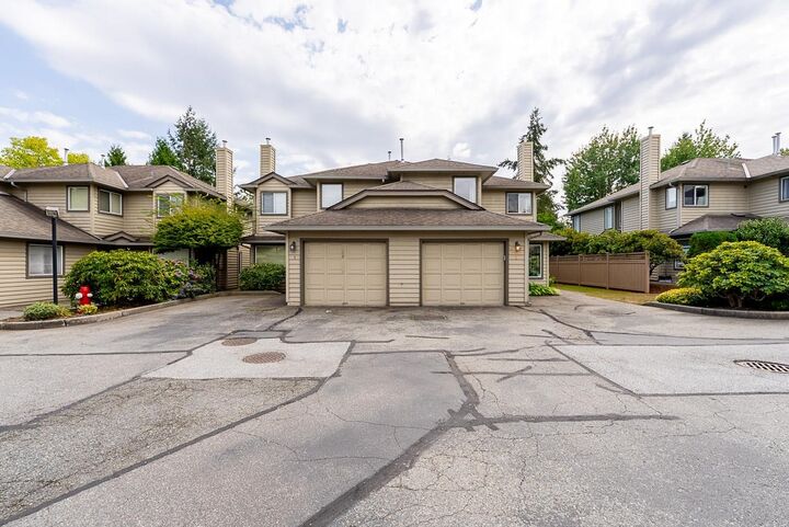 Property Photo:  9727 152B Street 4  BC V3R 0G5 