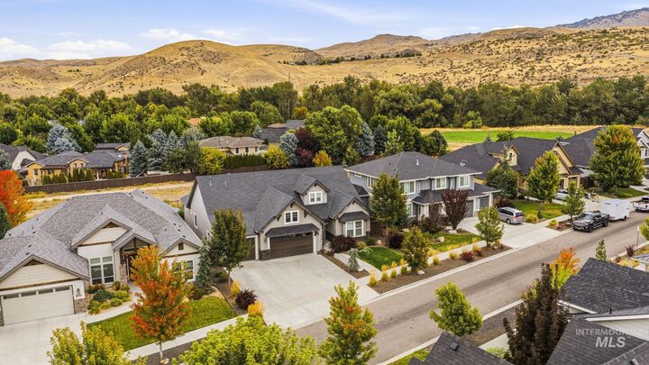 Property Photo: 3936 W Farm View Drive ID 83714