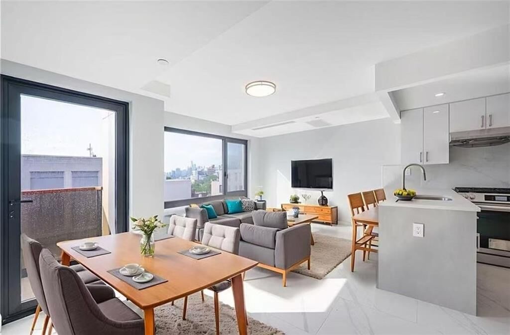 Property Photo:  643 5th Avenue 5A  NY 11215 