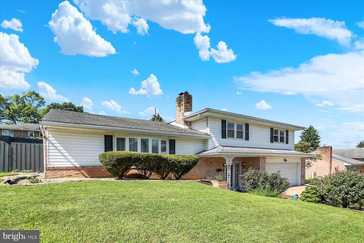Property Photo:  513 Alden Street  PA 17109 
