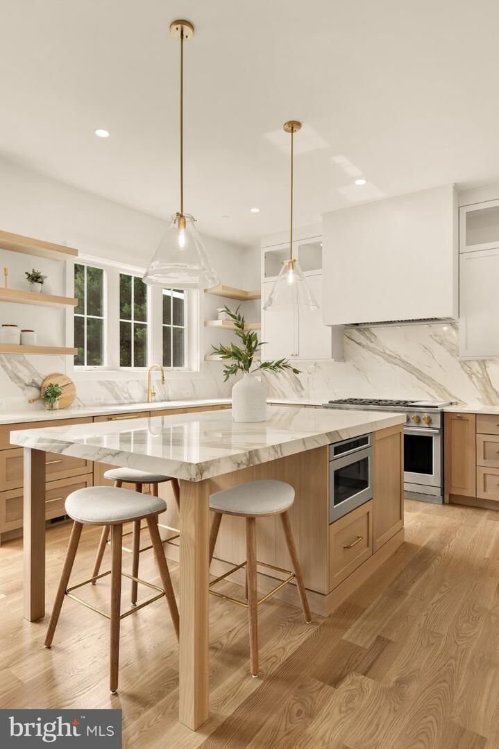Property Photo: 5435 Mohican Road MD 20816