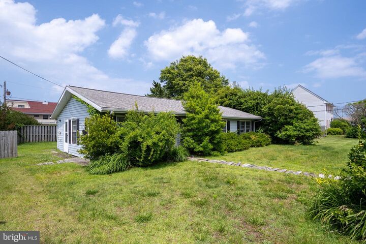 Property Photo:  604 S South Pacific Avenue  MD 21842 