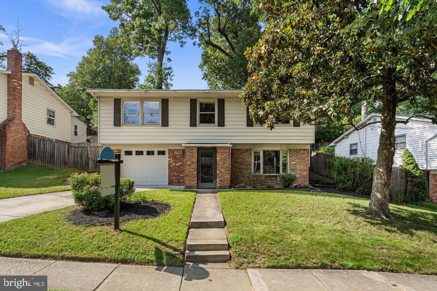Property Photo:  822 Loxford Terrace  MD 20901 
