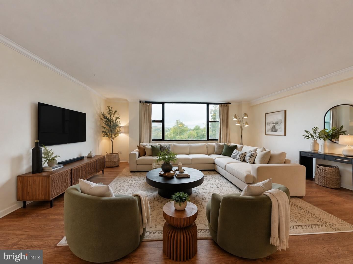 Property Photo: 4600 Duke Street 532 VA 22304
