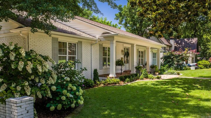 Property Photo: 5421 Sherwood Road AR 72207