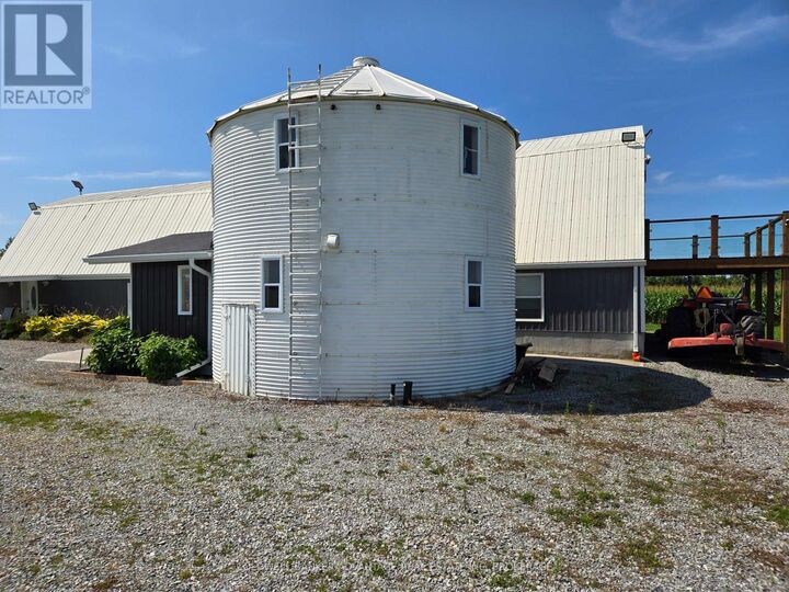 Property Photo:  8731 Ridge Road  ON L3B 5N7 