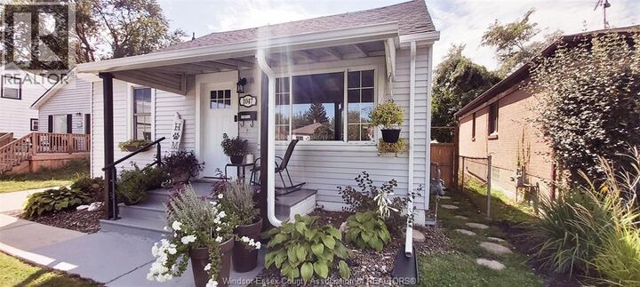 Property Photo:  1047 Esdras Avenue  ON N8S 2N1 