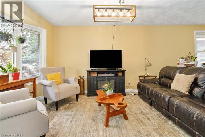 Property Photo: 79 Donly Drive South ON N3Y 5H1