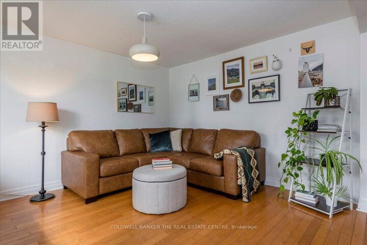 Property Photo: 18 Agnes Street ON L4M 2S2