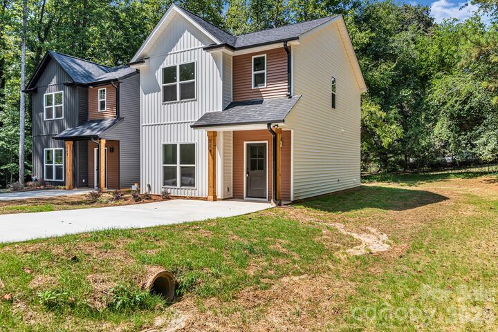 Property Photo:  114 N Yadkin Avenue  NC 28159 
