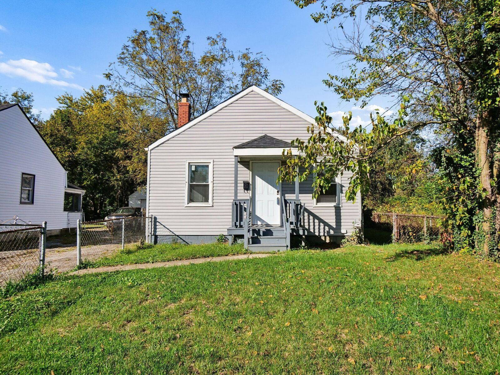Property Photo: 1798 Republic Avenue OH 43211