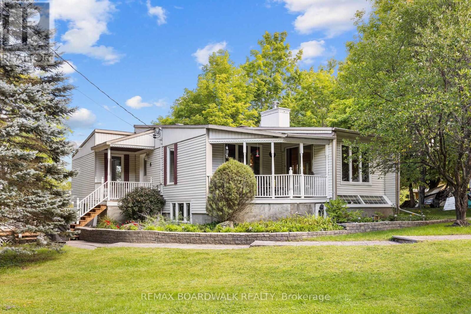 Property Photo: 278 Lakeland Lane ON K0A 1P0