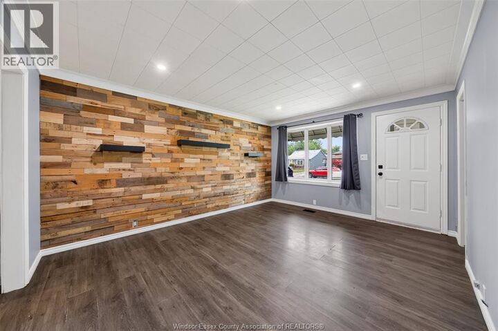 Property Photo:  2670 Chandler Road  ON N8W 4B3 