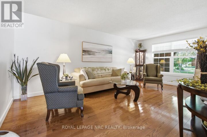 Property Photo:  37 Spruceside Crescent  ON L3E 0G1 