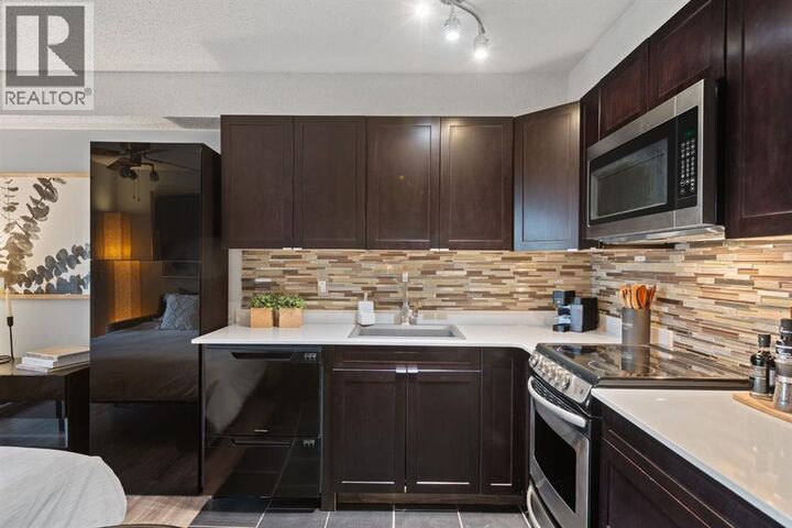 Property Photo: 1620 70 Street Southeast AB T2A 7Z2
