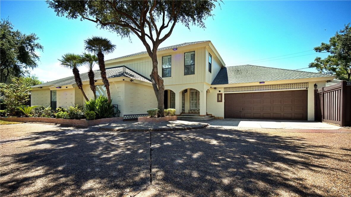 Property Photo: 5825 Ocean Dr Drive TX 78412