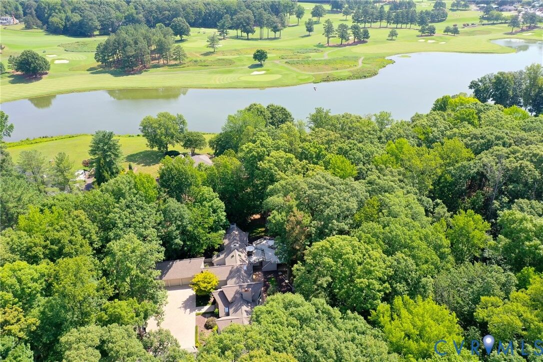 Property Photo: 9 Deer Run Road VA 23103
