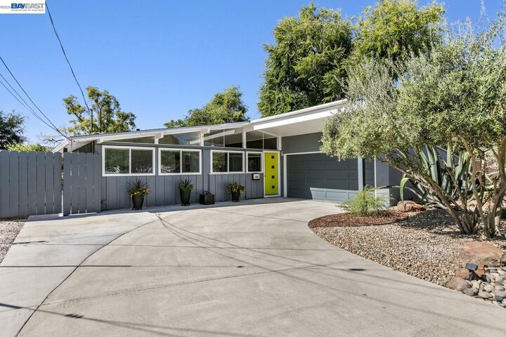 Property Photo: 1992 Heaton Circle CA 94520