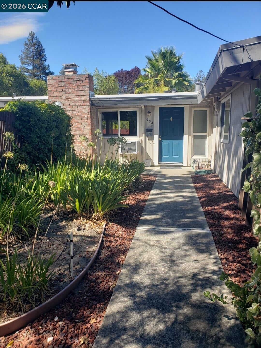 Property Photo: 903 East Street CA 94549