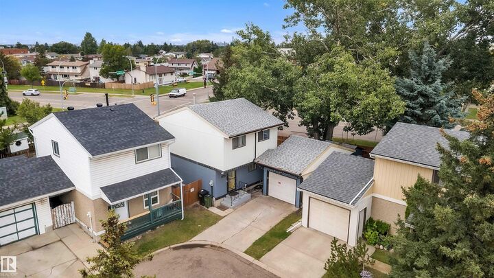 Property Photo:  3889 85 Street NW  AB T6K 2L5 