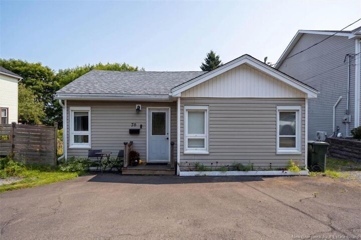 Property Photo:  76 Saint Catherine Street  NB E2J 2J3 