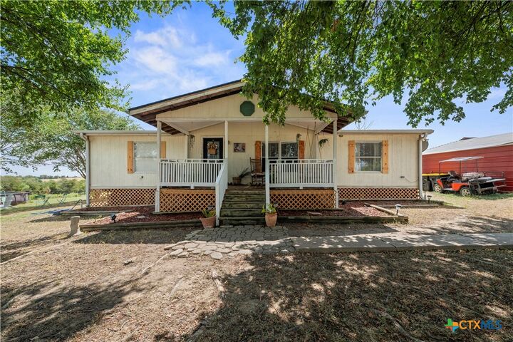 Property Photo:  140 Private Road 801  TX 76656 