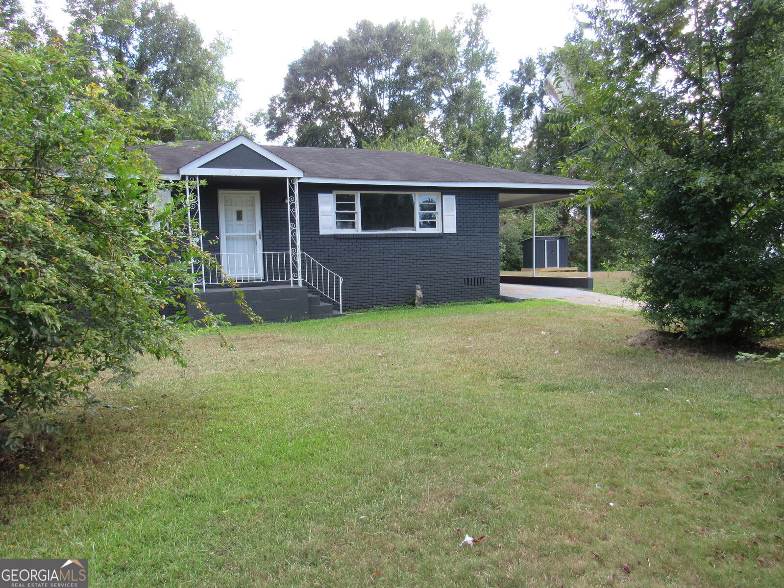 Property Photo: 1616 Mathis Circle GA 31206