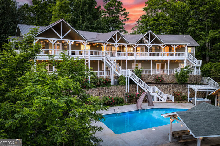 Property Photo:  132 Oak Ridge Way  GA 30560 