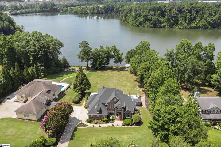 Property Photo:  227 Woodlake Drive  SC 29301 