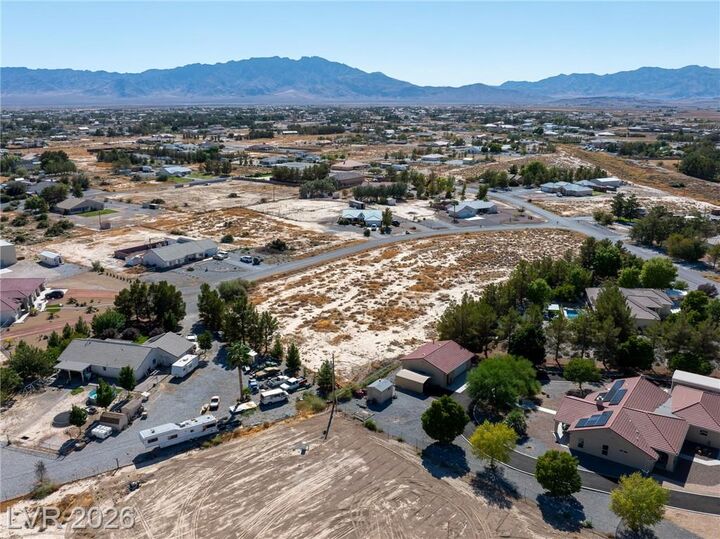 Property Photo: 590 Chickadee Court NV 89048
