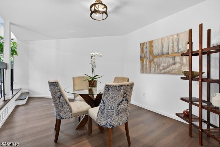 Property Photo:  66 Kingsberry Drive  NJ 08873 
