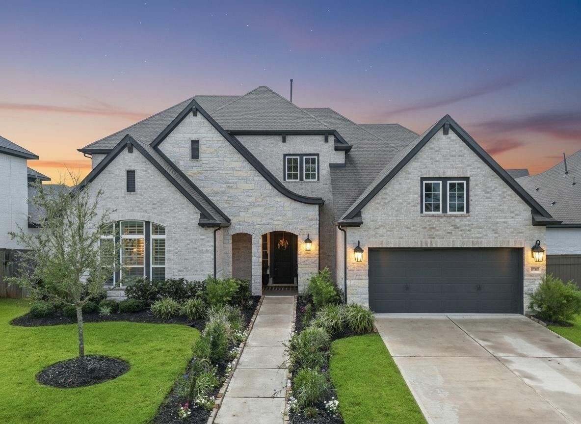 Property Photo: 1806 Sienna Grove Drive TX 77459