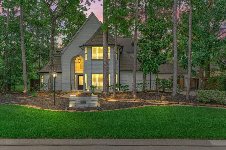 Property Photo:  42 Golden Shadow Circle  TX 77381 