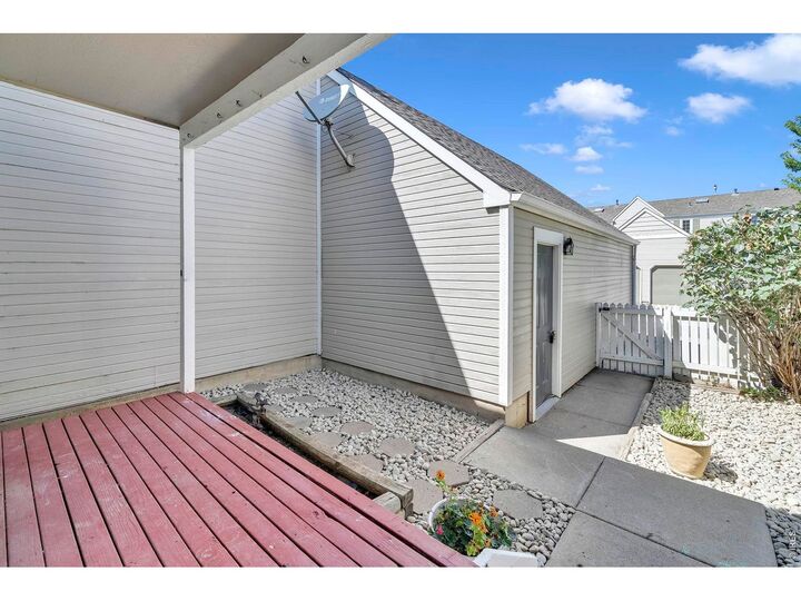 Property Photo:  2202 Sunridge Cir  CO 80020 