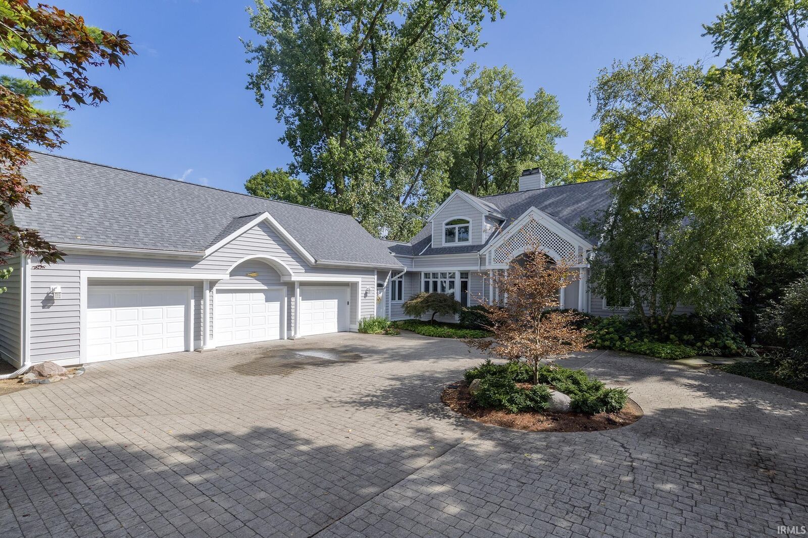 Property Photo:  3005 Greenleaf Boulevard  IN 46514 