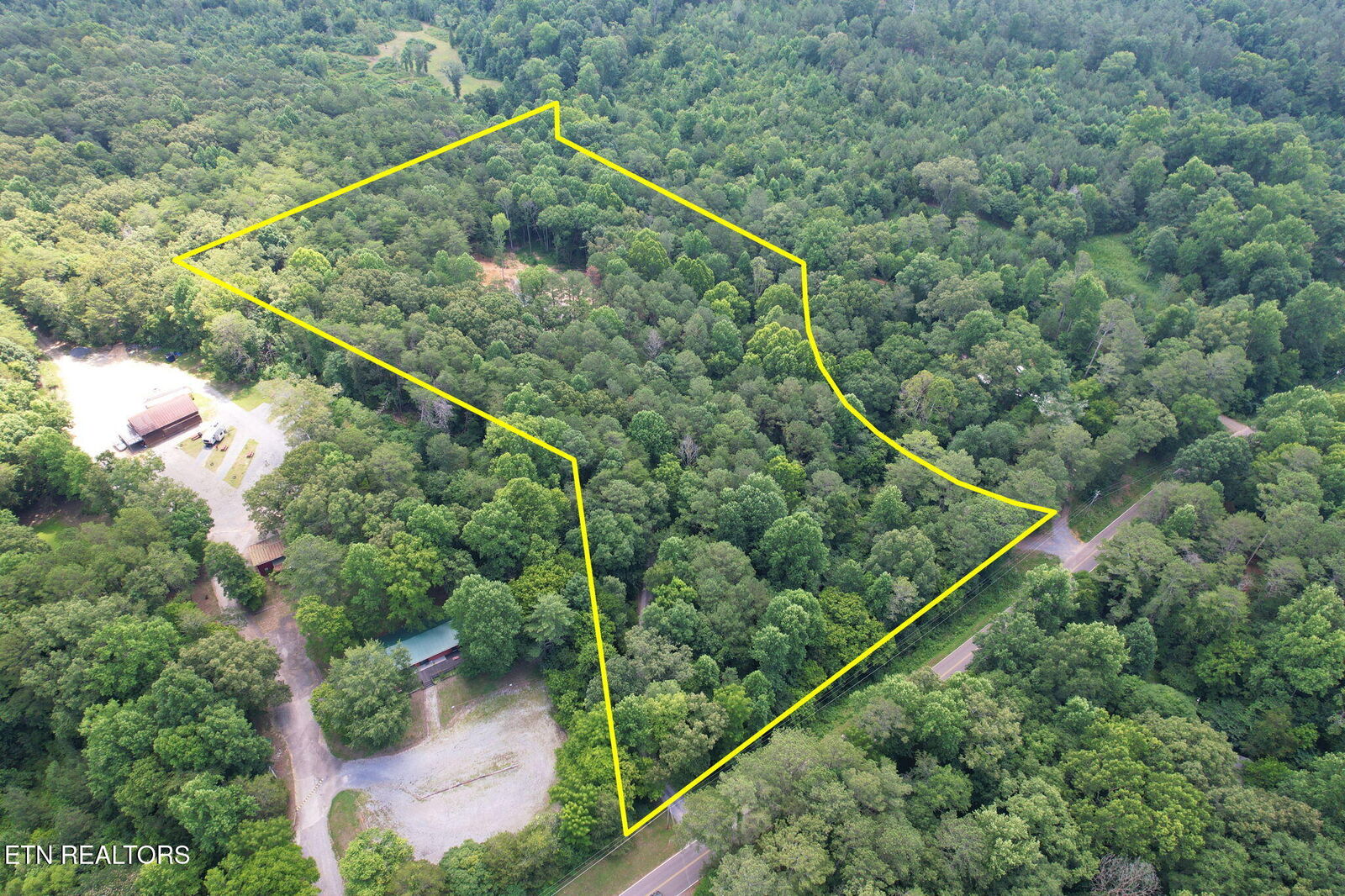 Property Photo:  686 Welcome Valley Rd  TN 37307 