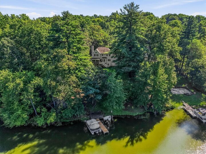Property Photo:  9 Short Road  NY 12553 