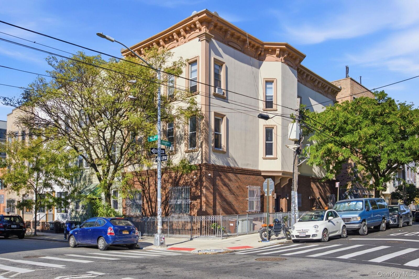 Property Photo:  332 Manhattan Avenue  NY 11211 