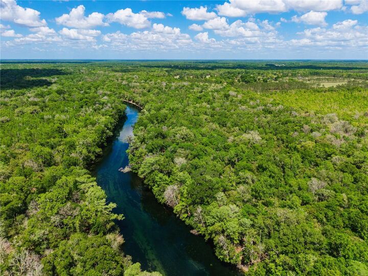 Property Photo: 4639 SW Wilson Springs Road FL 32038