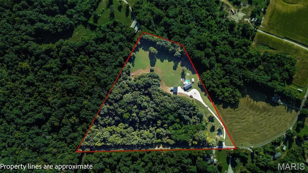 Property Photo:  30341 Mitchell Creek Road  IL 62012 