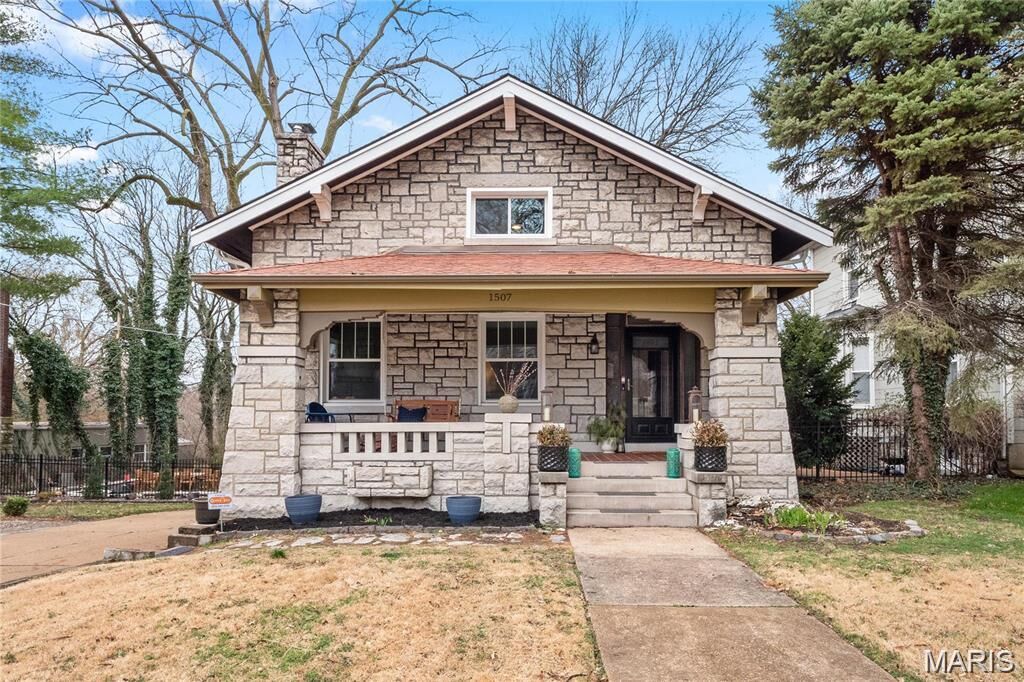 Property Photo: 1507 McCausland Avenue MO 63117