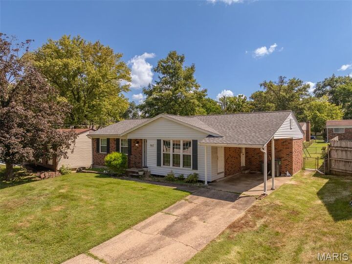 Property Photo: 2117 Bolton Street MO 63301