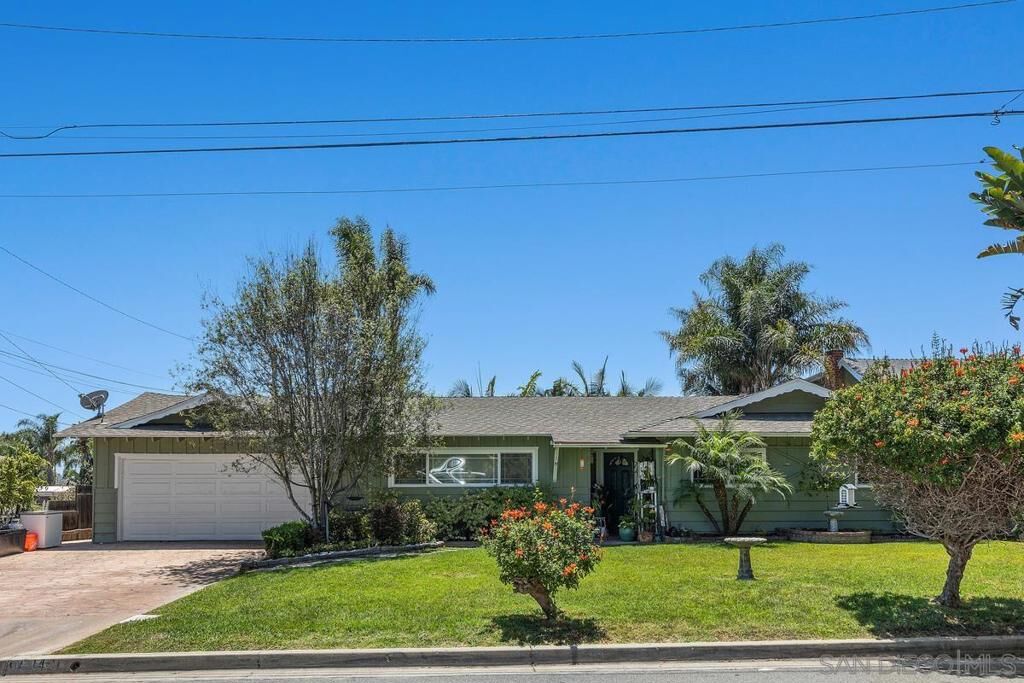 Property Photo: 1431 Kurtz Street CA 92054