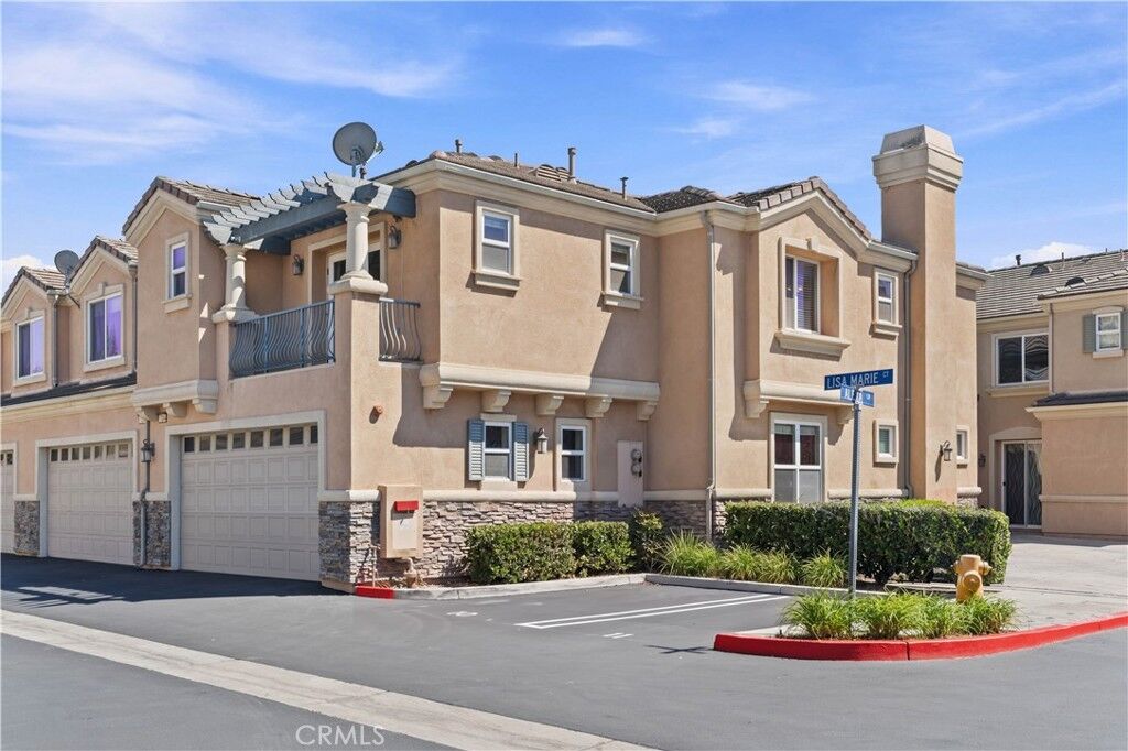 Property Photo: 7244 Lisamarie Court CA 92648