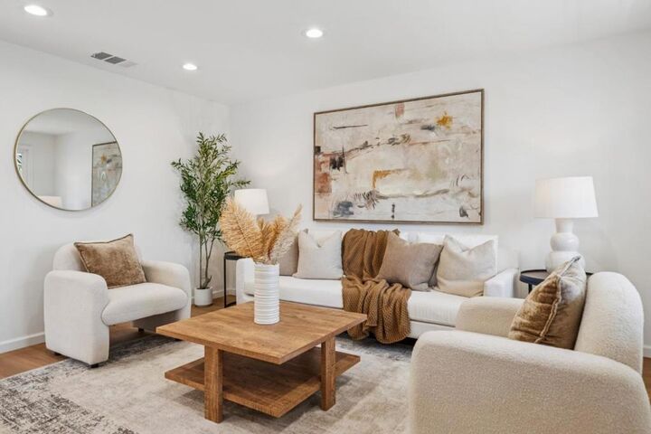 Property Photo:  941 Amador Avenue  CA 94085 
