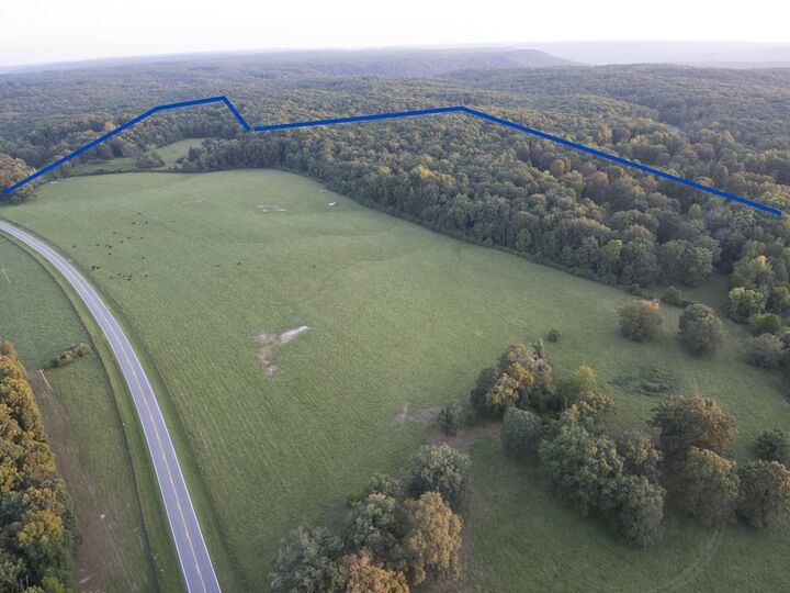 Property Photo: 4000 Jumpoff Rd TN 37375