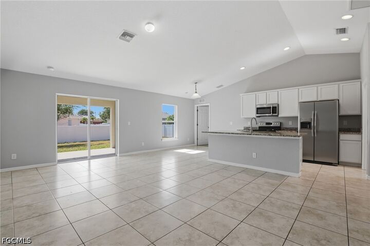 Property Photo: 1736 NE 1st Avenue FL 33909