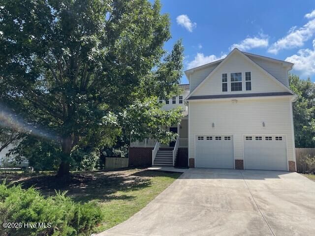 Property Photo:  305 Hickory Lane  NC 28443 