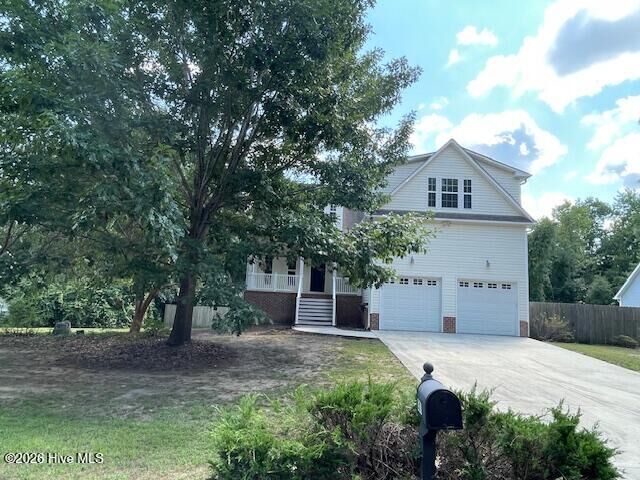 Property Photo: 305 Hickory Lane NC 28443